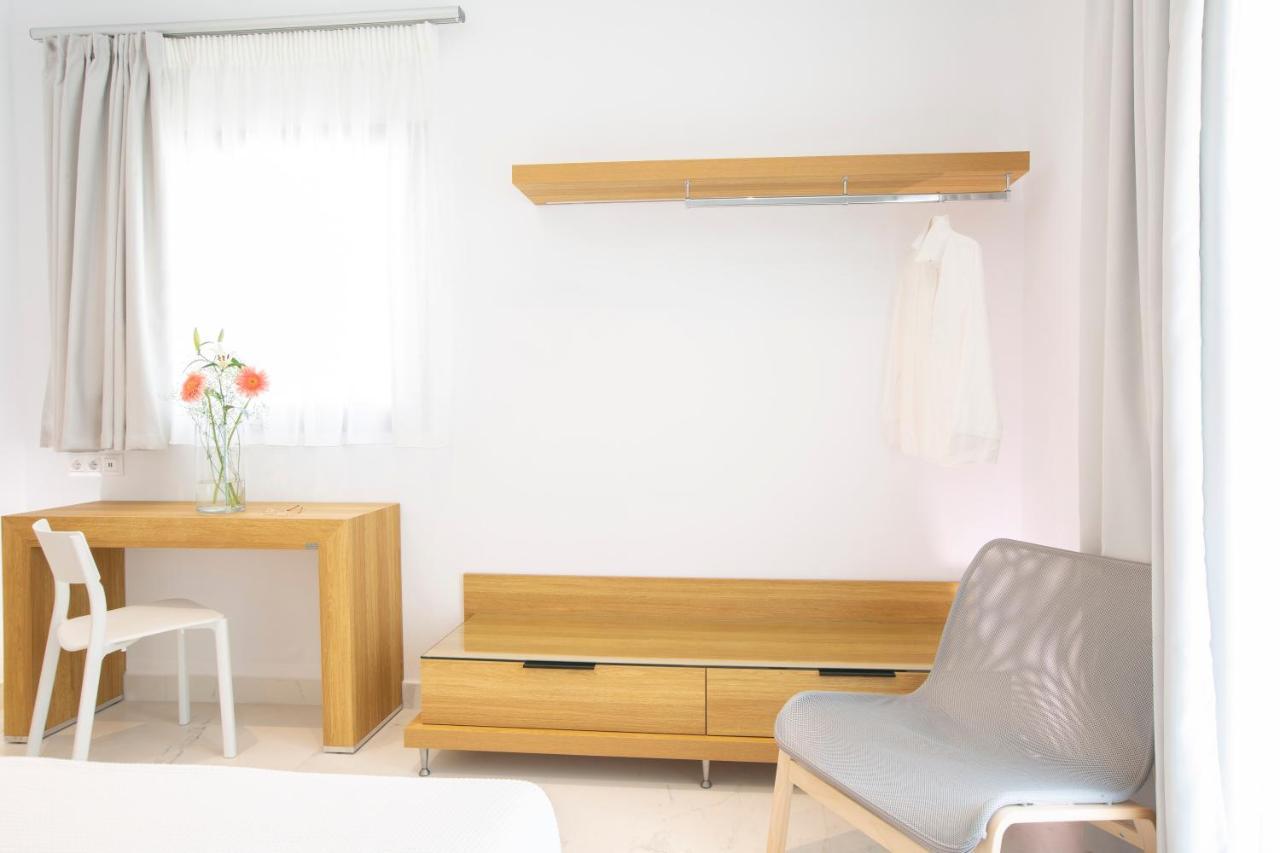 Smile Inn Нидри Екстериор снимка